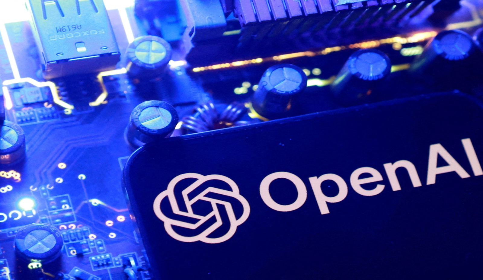 OpenAI Rogue Agent: L'AI Ha Hackeato una Seconda Azienda